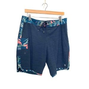 Billabong Recycler 73 Pro Men’s Floral Board Shorts Size 32